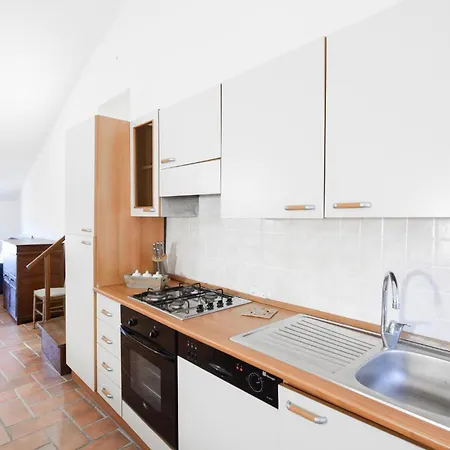 Appartement Awesome In Armenzano