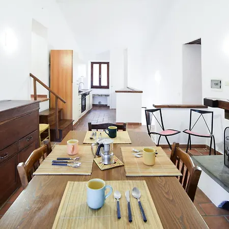 Appartement Awesome In Armenzano
